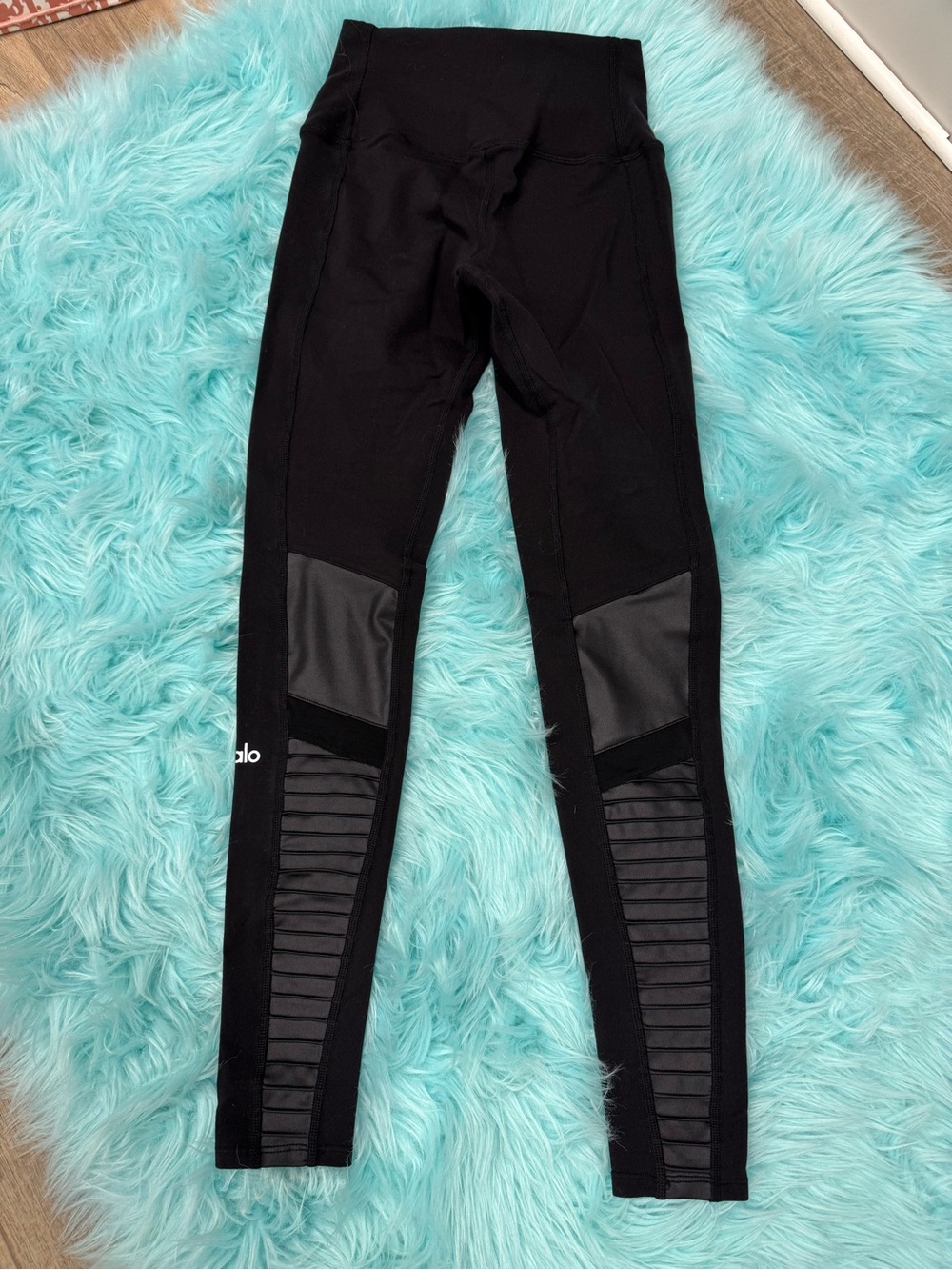 ALO Yoga Black Leggings with Textured and Faux-Leather Panels
